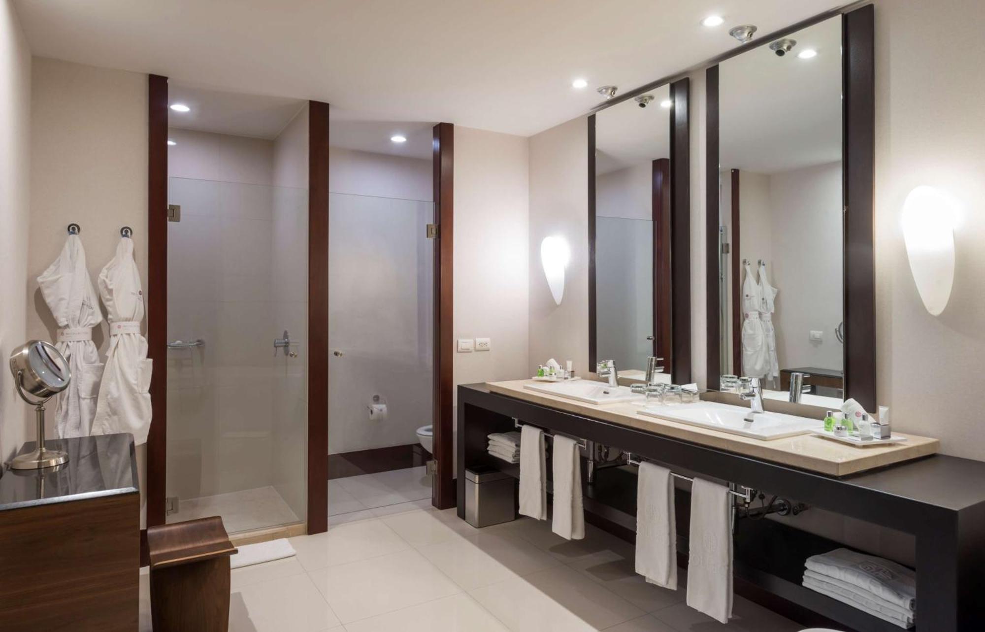 Nh Collection Guadalajara Providencia Hotel Bagian luar foto