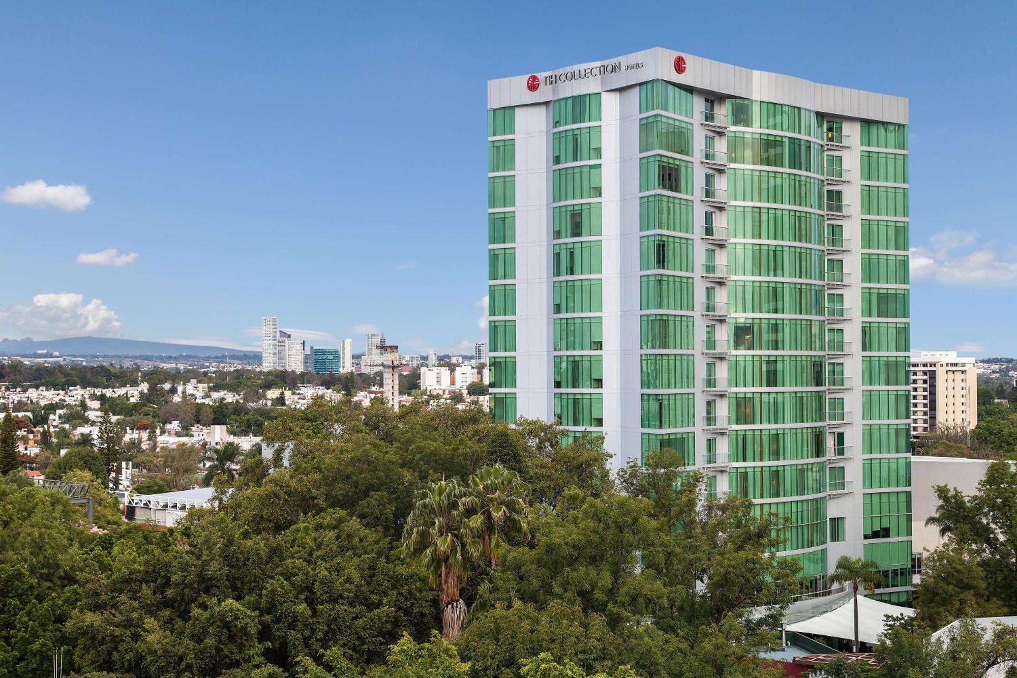 Nh Collection Guadalajara Providencia Hotel Bagian luar foto